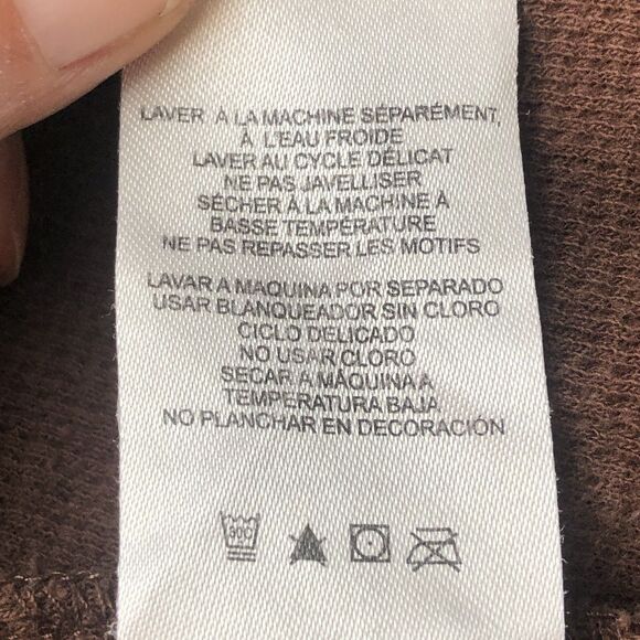 Bass Pro Shops Women’s Long Sleeve Ribbed T-Shirt “Love Hurts” Size Large - Picture 15 of 15